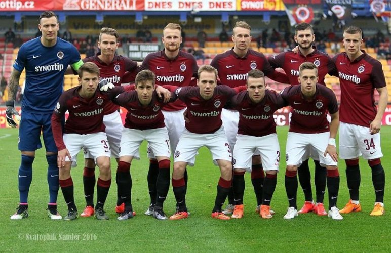 Vojta Čmelík: FOTBAL MUSÍ HLAVNĚ BAVIT