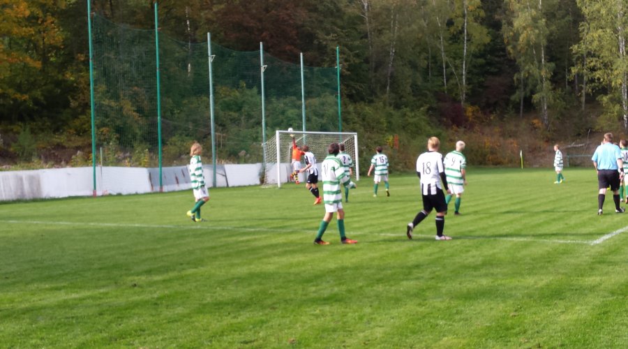 U17 - DOROST K NEZASTAVENÍ