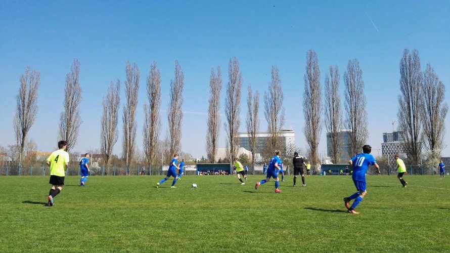 U17 - ZBYTEČNÉ NERVY