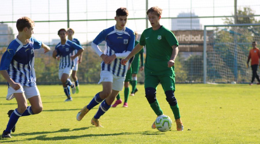 U17 - CENNÝ BOD S LÍDREM SOUTĚŽE