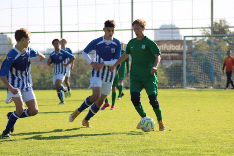 U17 - CENNÝ BOD S LÍDREM SOUTĚŽE