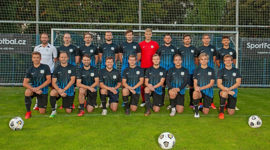 MUŽI A - FOTBAL PRO DIVÁKY