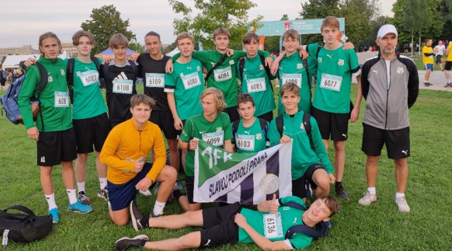 U17 - POMÁHÁME POTŘEBNÝM