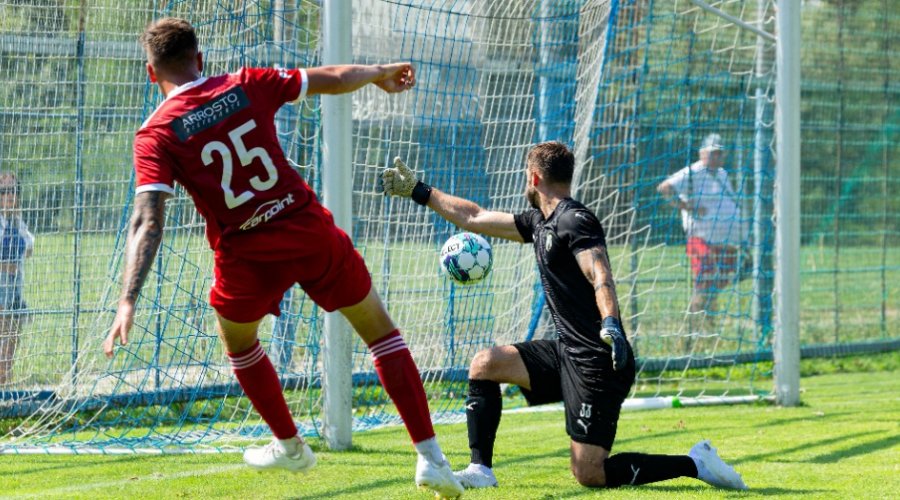 MUŽI A - PROHRA V DERBY