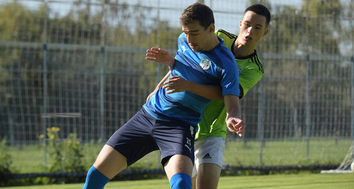 MUŽI A - NA ADMIRU JSME NESTAČILI